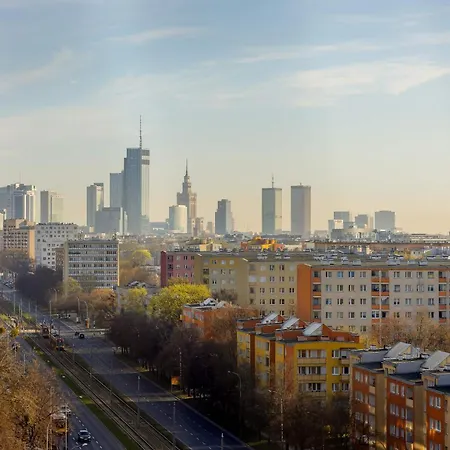 아파트 Bright With A Balcony Offering A Panoramic View Of The