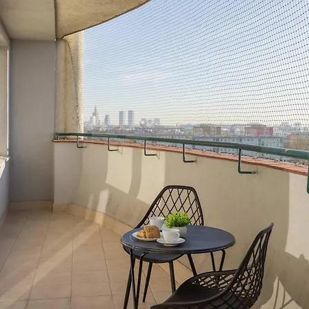 Bright With A Balcony Offering A Panoramic View Of The 아파트 *