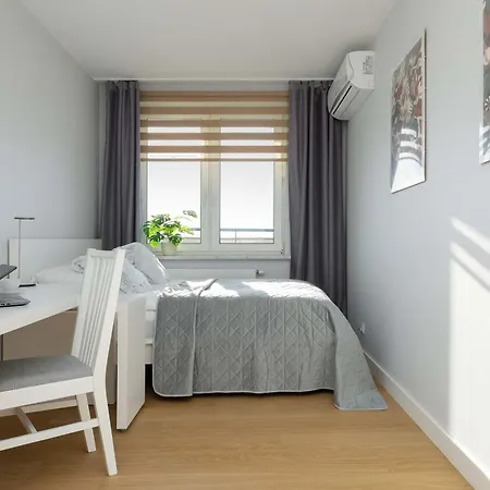 Bright With A Balcony Offering A Panoramic View Of The 아파트 *